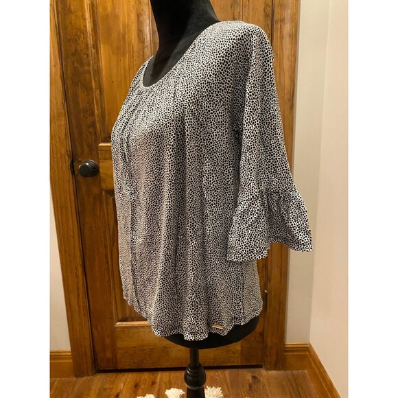 Michael Kors Blouse Size Medium Top Black White Pattern 3/4 Bell Sleeves Casual - Picture 3 of 10